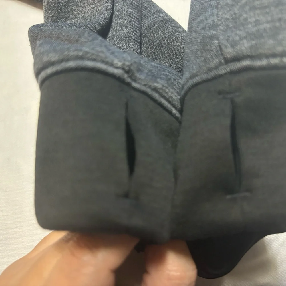 Adidas Unisex Gray Black Long Sleeve Hoodie Sweatshirt Size‎ M w/ Thumbholes